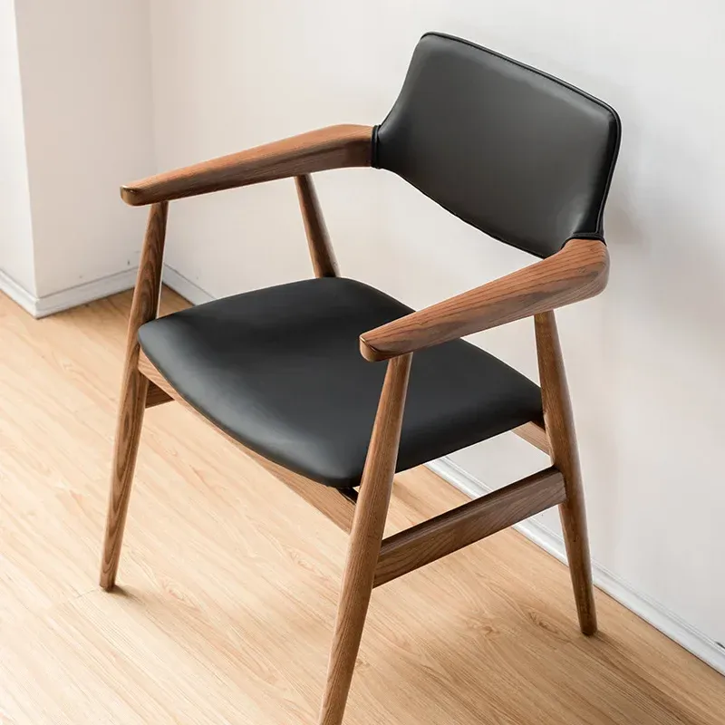 Airi-Desk Minimalist chair